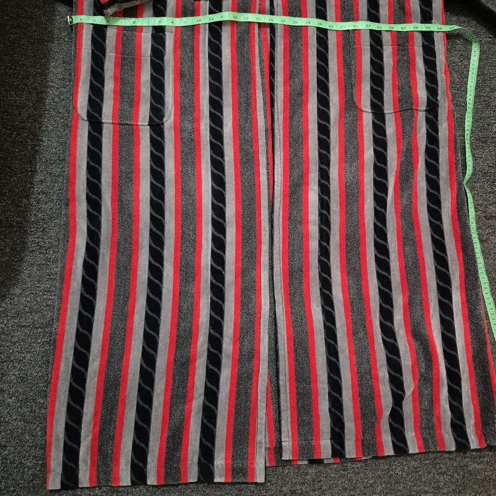 Hanes Classics Hooded Robe with Red and Gray Stripes - Picture 9 of 9
